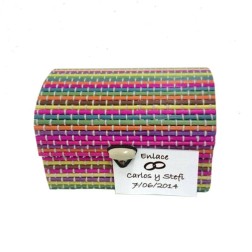 Estuche de colores con pastillas de jabón para manos.
