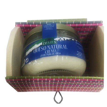 Comprar miniatura de crema de queso con baúl decorativo online