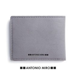 Cartera Gris acabada en Piel