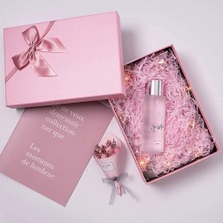 Virutas de papel para rellenar regalos 100 gr. color rosa