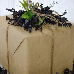 Virutas de papel para rellenar regalos 500 gr. color gris