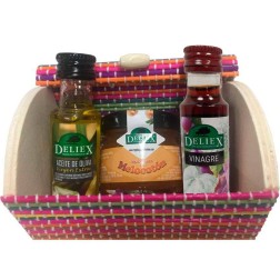 Pack de mermelada, aceite y vinagre con baúl.