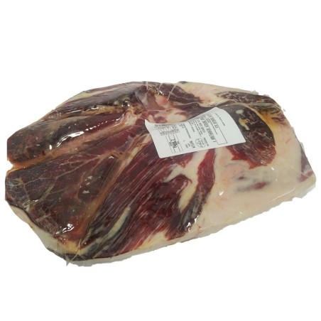 Paleta ibérica envasada al vacio deshuesada y pulida