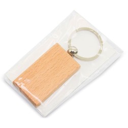 Llavero con plaquita rectangular de madera