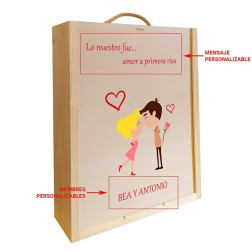 Caja de madera para 3 botellas personalizable con tu nombre. Modelo Pareja.