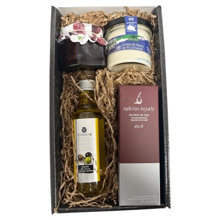 Estuche con aceite, bombones, mermelada melocotón y tarro de queso