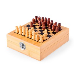 Set de Vinos con Juego de Ajedrez